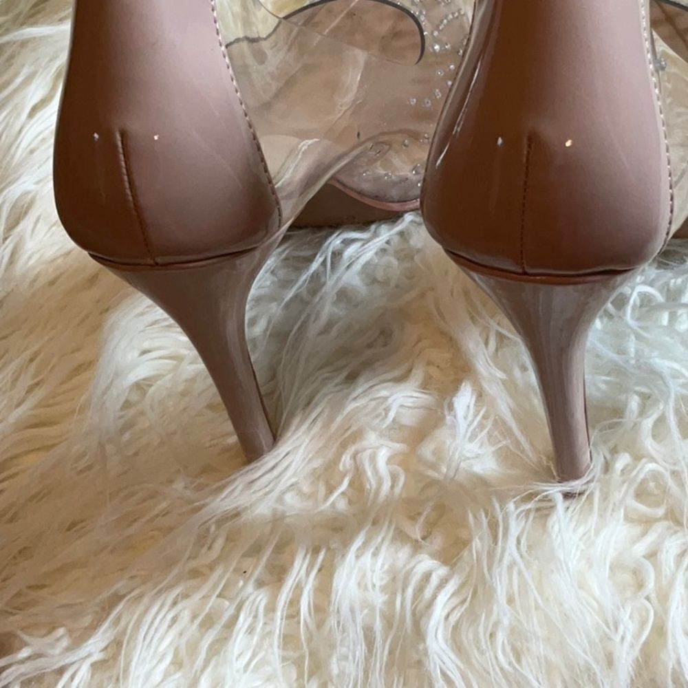 NUDE & CLEAR HEELS IN SIZE 9 1/2 BY TORTA CALIENTE WITH JEWELS ON UPPER - Picture 9 of 12